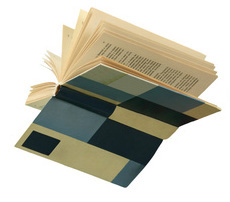 Livre réalisé sur la base de papier recyclé Livre réalisé sur la base de papier recyclé